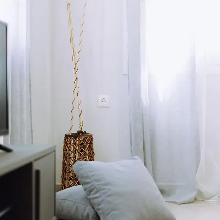 Lithostroto Apartment